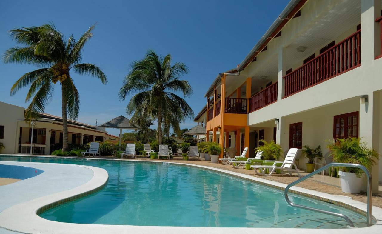Aruba Quality Apartments & Suites Palm Beach Exteriör bild