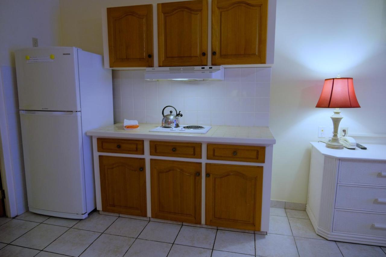 Aruba Quality Apartments & Suites Palm Beach Exteriör bild