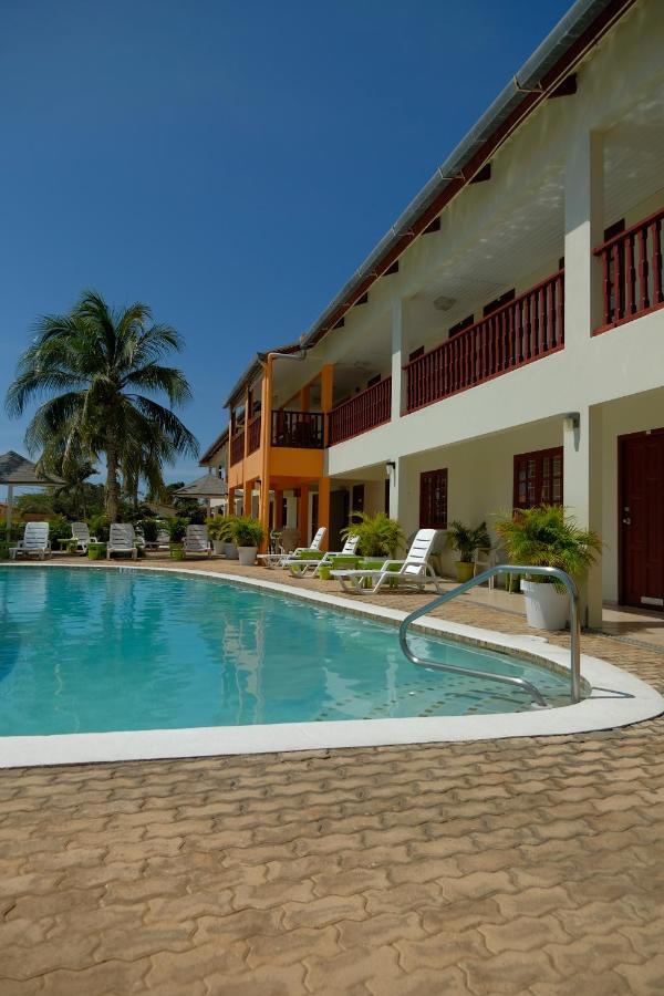 Aruba Quality Apartments & Suites Palm Beach Exteriör bild