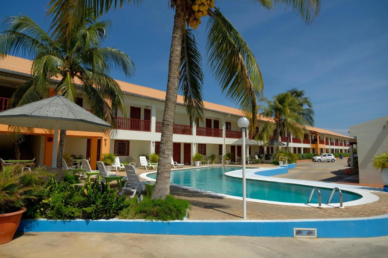 Aruba Quality Apartments & Suites Palm Beach Exteriör bild