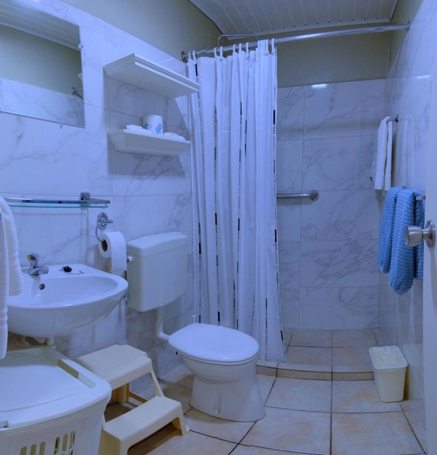 Aruba Quality Apartments & Suites Palm Beach Exteriör bild